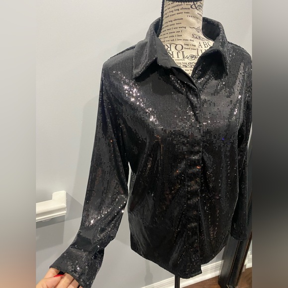 🖤 Women sequin shirt 🖤 - Picture 2 of 5